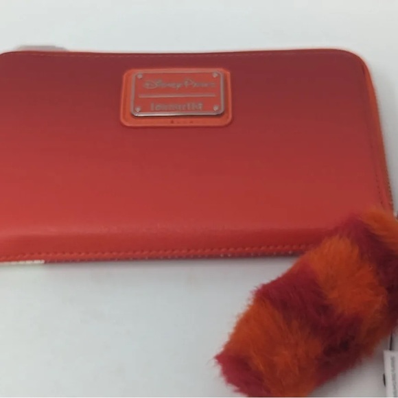 Loungefly women’s Disney Mei Lee Turning Red Panda Zip-Around Wallet - Picture 6 of 16
